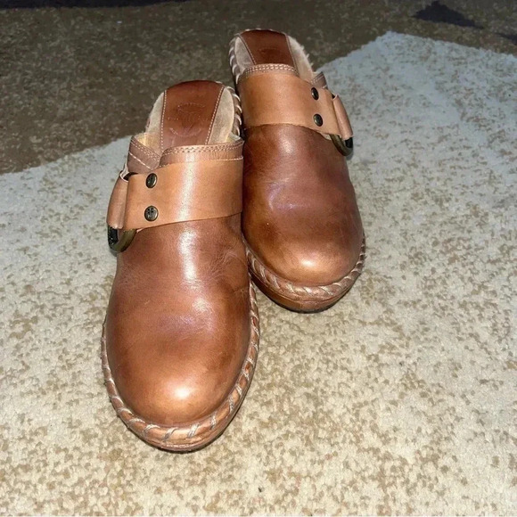 Frye slip on heels /womens 7.5 - Picture 2 of 6